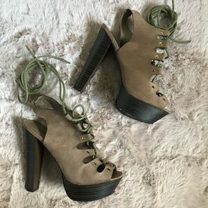 Breckelle Betsey lace up platform heel